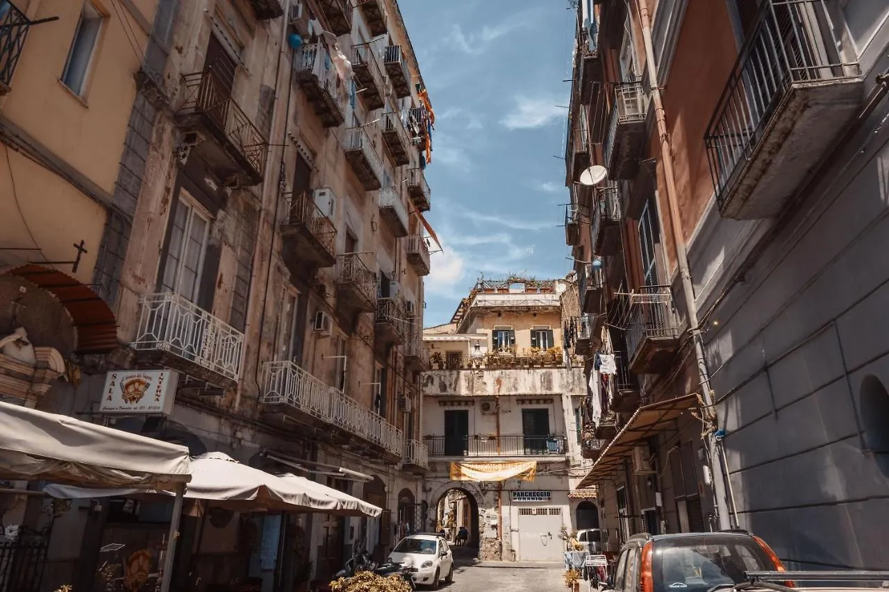 B&B House Napoli Cavour 0*, Naples