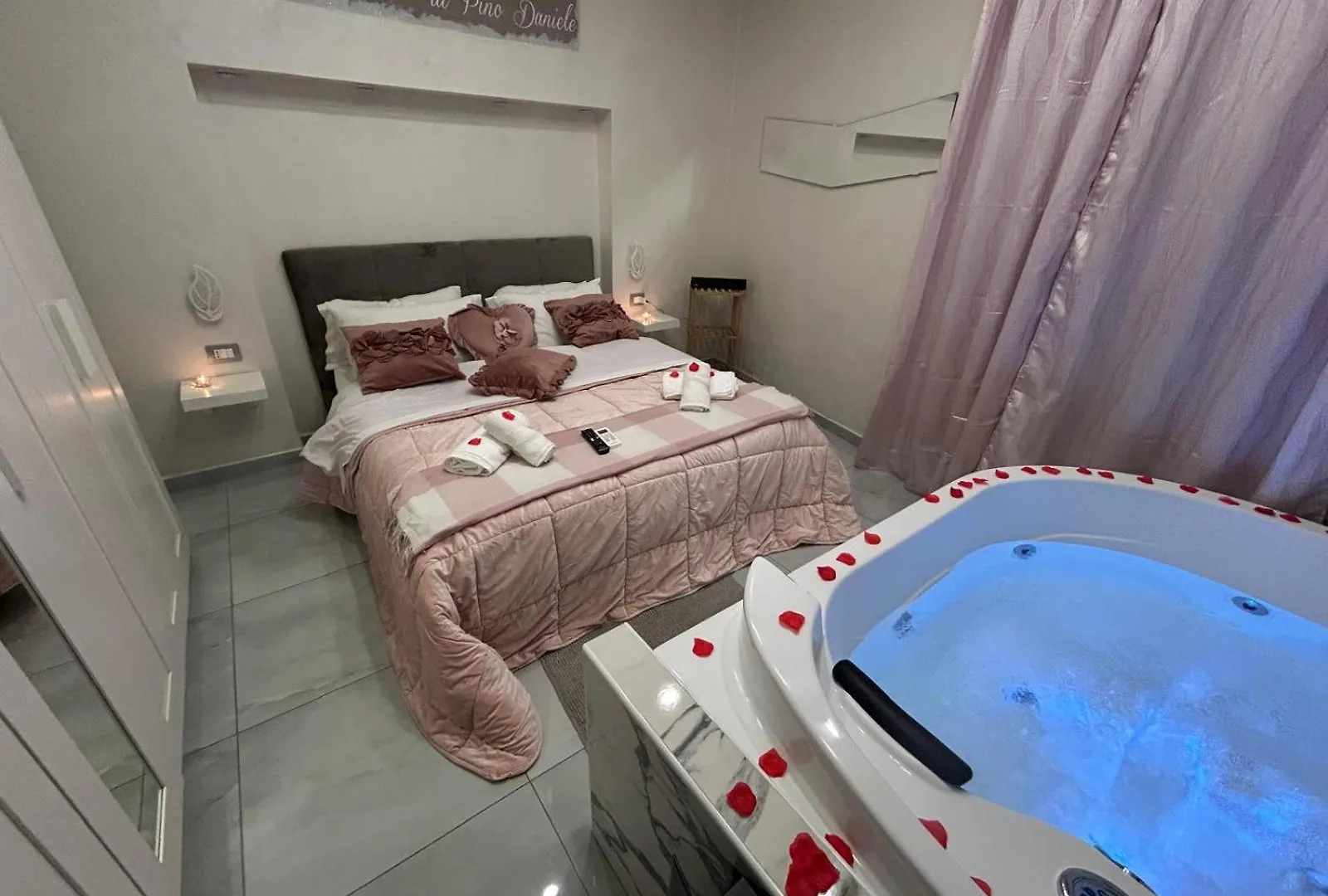 B&B House Napoli Cavour 0*, Naples Italy